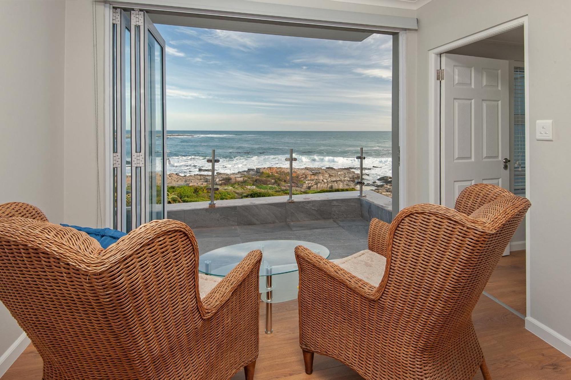 Absolute Ocean Boutique Guesthouse Hermanus Exterior foto